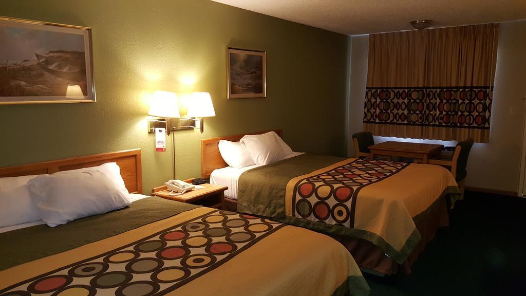 Budgetel Inn & Suites Butler Exterior photo